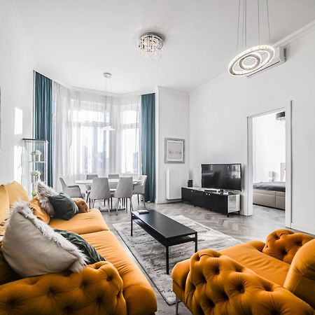 Luxury Downtown Dreams Apartment Budapest Ngoại thất bức ảnh