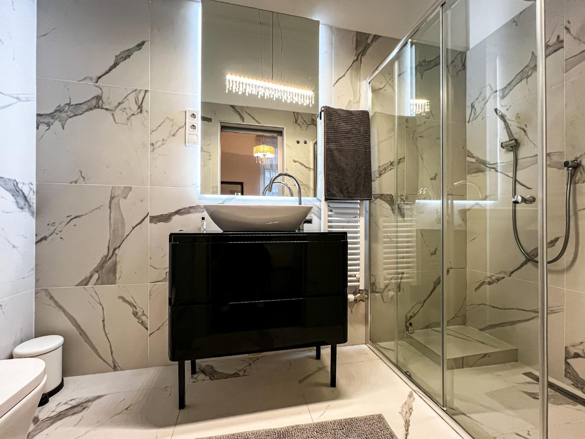 Luxury Downtown Dreams Apartment Budapest Ngoại thất bức ảnh